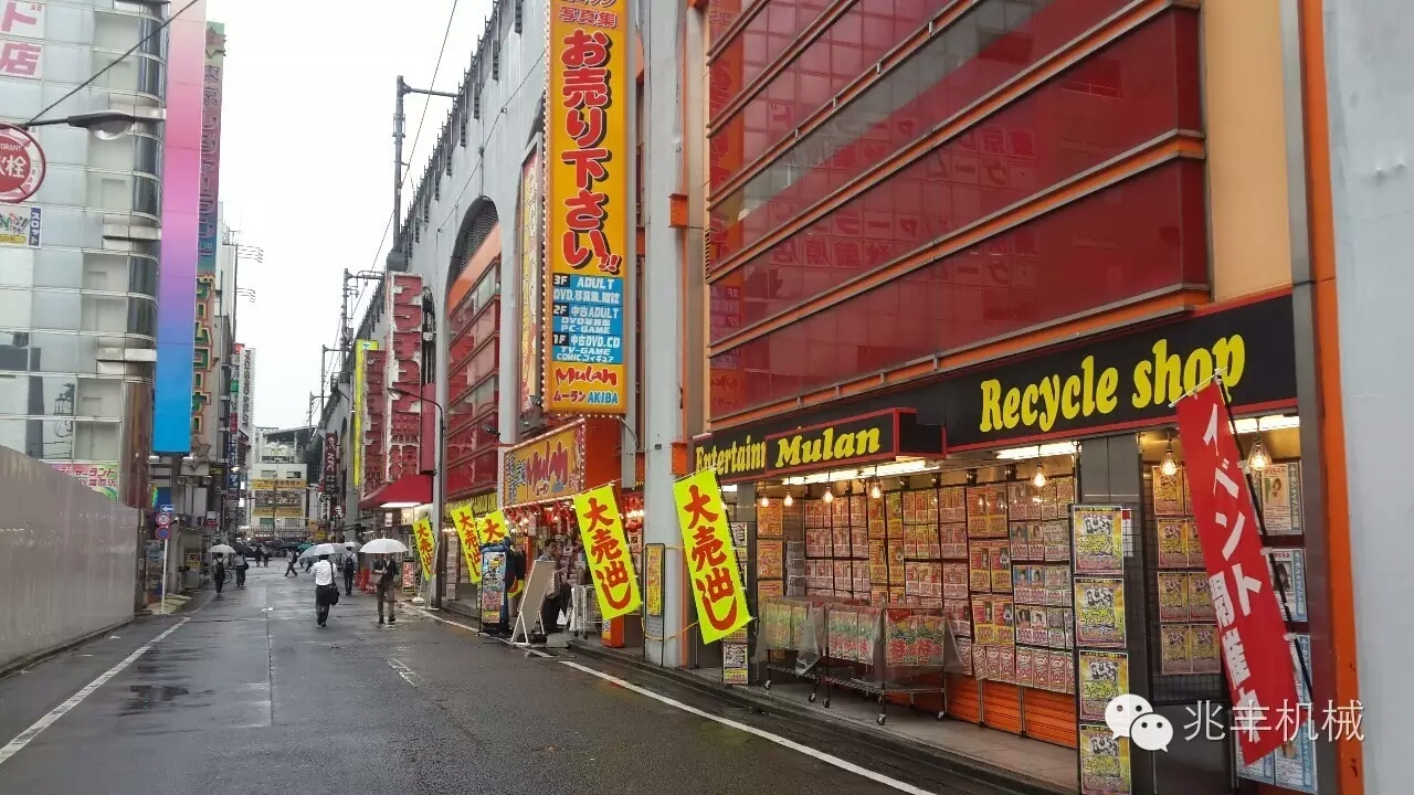 商场4.jpg